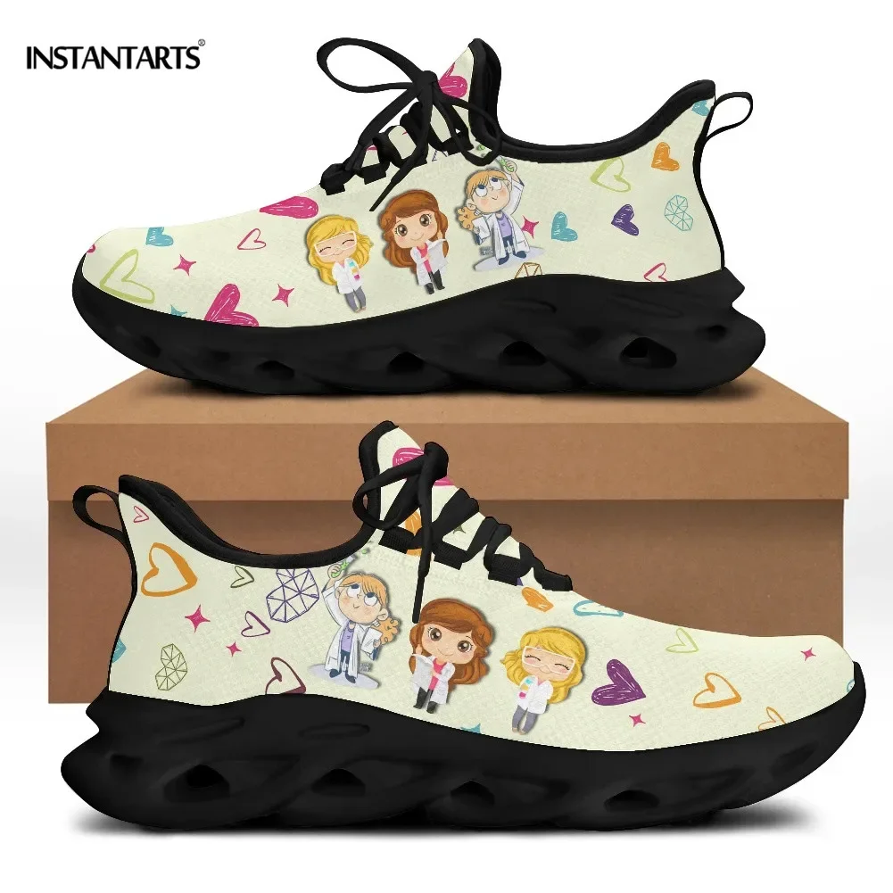 Niedliche Cartoon-Arzt-Kranken – Mesh Sneaker Women Bewertung und Preis