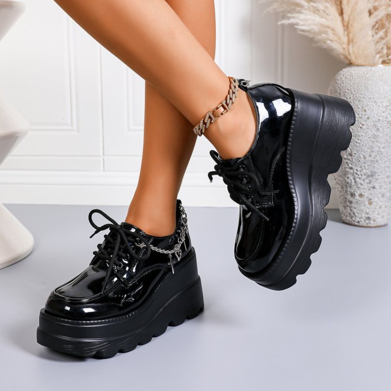 Schwarze glänzende Schnür-Plat – Women'S Shoes Loafers Black Bewertung und Preis
